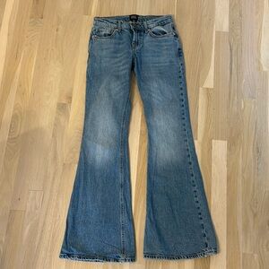 BDG flare jeans size 25